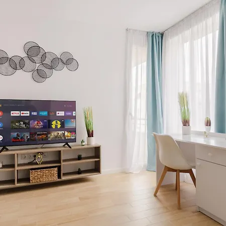 Cozy Retreat With Private Parking Apartment Cluj-Napoca